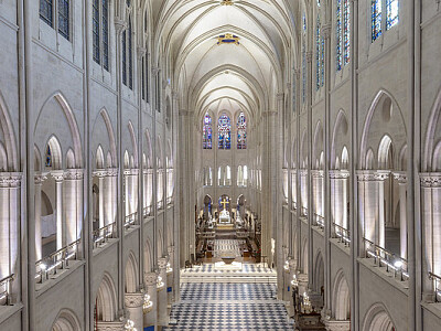 Osvětlení katedrály navrhoval umělec a světelný designér Patrick Rimoux. Foto: © Julio Piatti / Cathédrale Notre-Dame de Paris