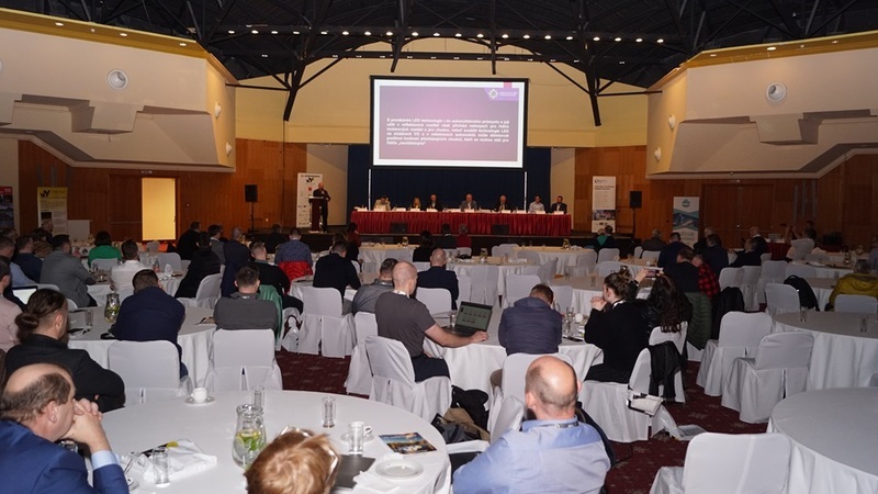 Stejně jako na předchozích konferencí SRVO byla i v rámci této, poslední konference leitmotivem celého programu tři základní témata: „Ekologicky, hospodárně a bezpečně“.